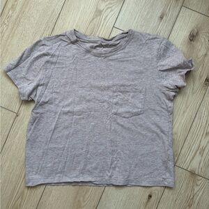 everlane beige organic cotton boxy pocket tshirt top